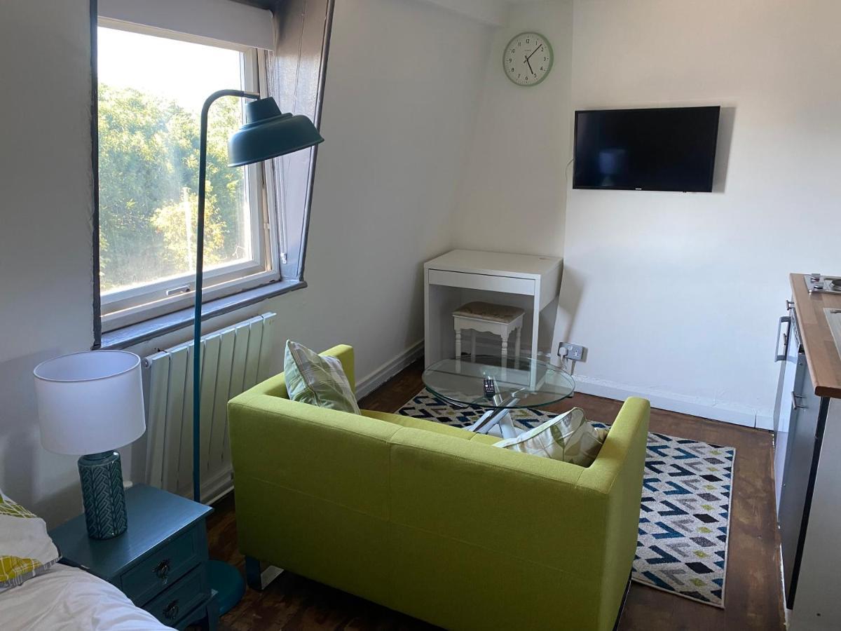 Accommodation Hub Studio 3 Лондон Екстер'єр фото