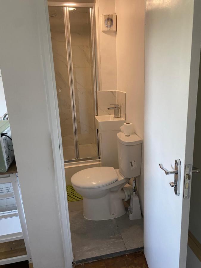 Accommodation Hub Studio 3 Лондон Екстер'єр фото